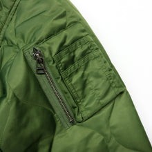 画像をギャラリービューアに読み込む, Quilting MA-1  [Khaki]
